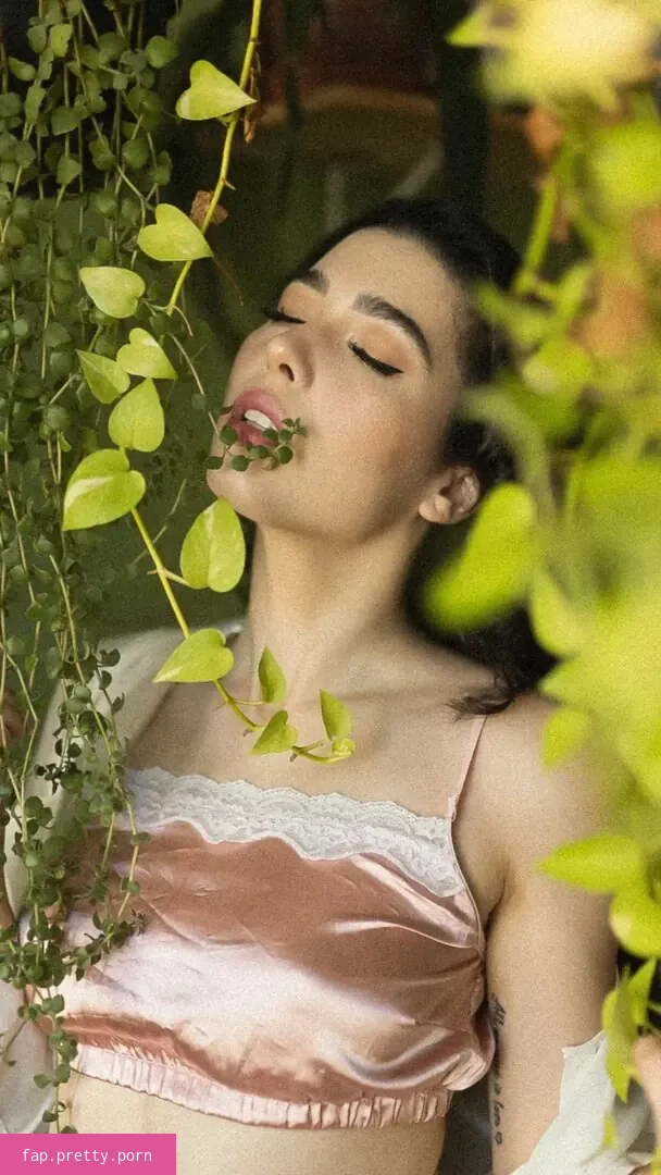 Amanda Maria - Photo #77
