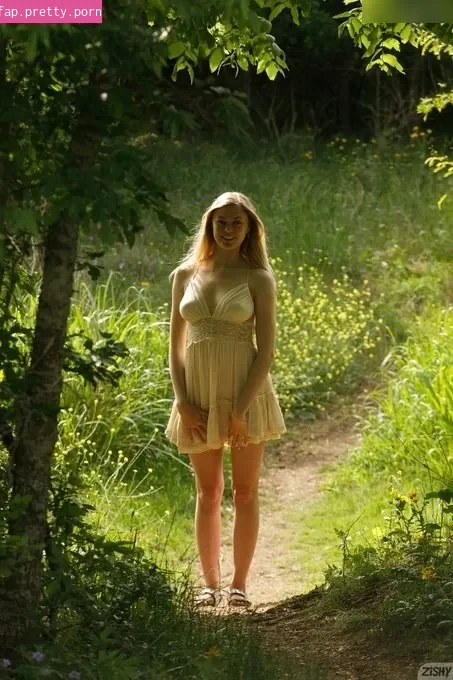 Amber Moore - Photo #27