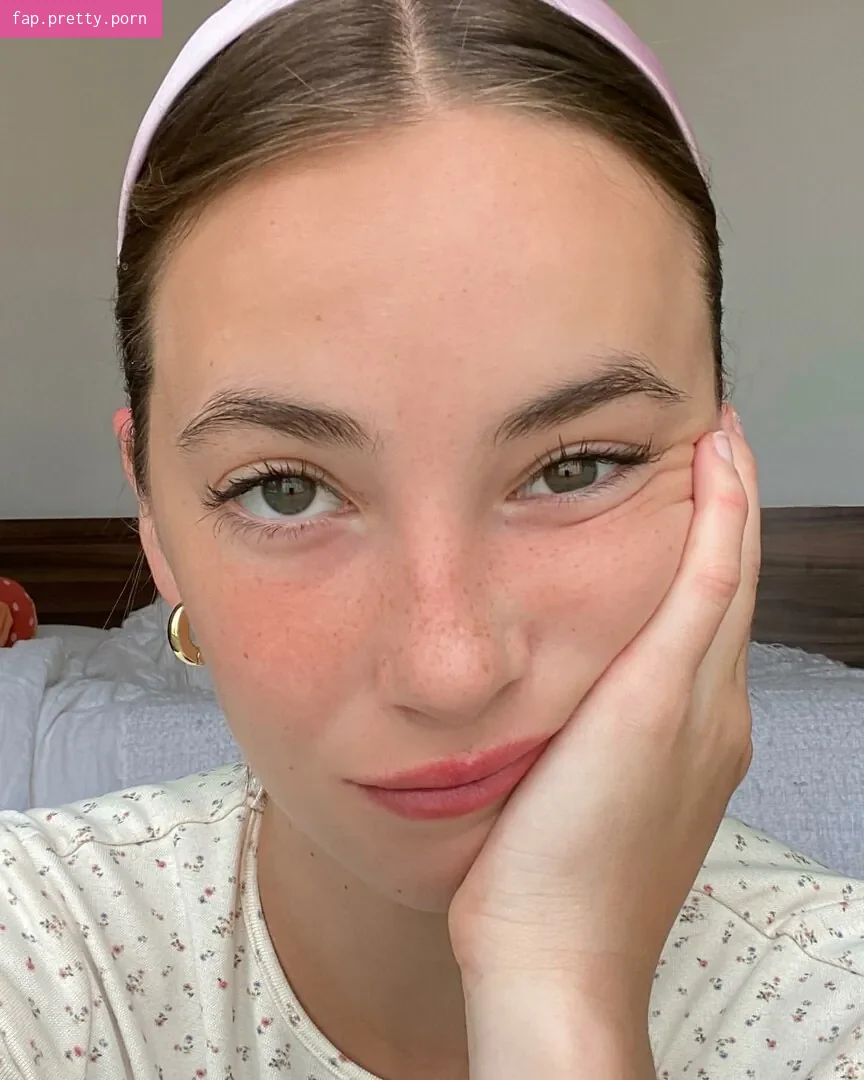 Amelie Manzoli - Photo #43