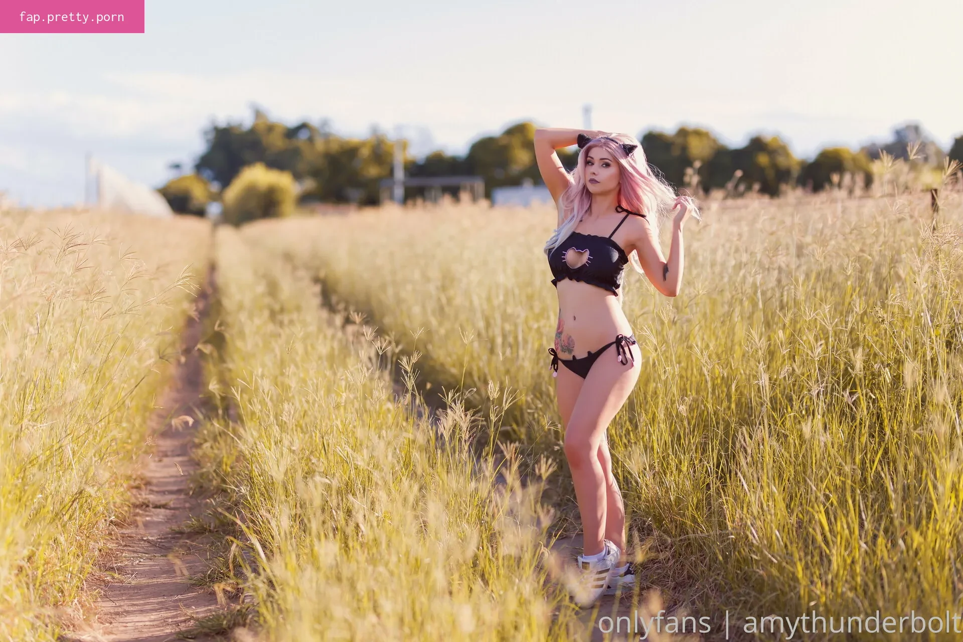 amythunderbolt - Photo #31