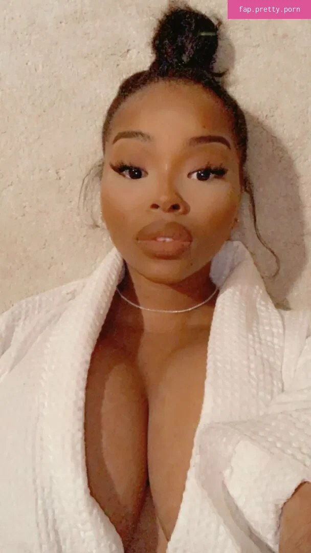 Angela Mishhhj - Photo #17