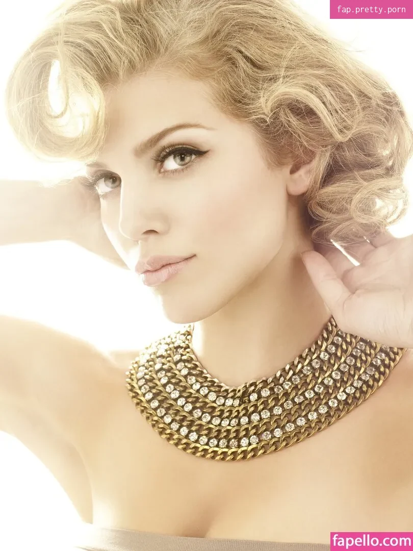 AnnaLynne McCord - Photo #54