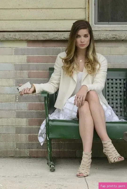Annie Murphy - Photo #37