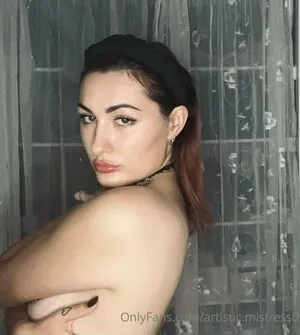artistic.mistress0
