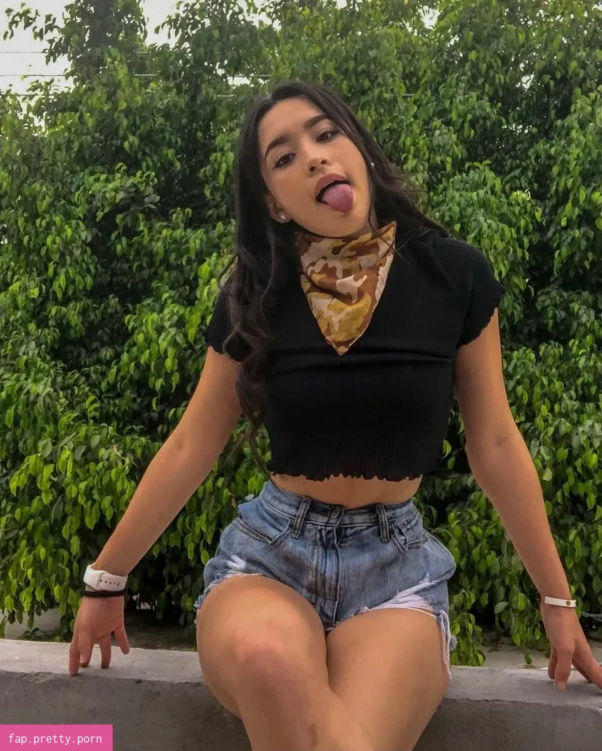 Ashly Martinez - Photo #08