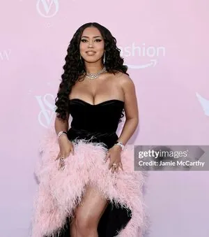 Asia Monet Ray