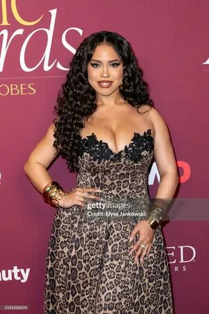 Asia Monet Ray