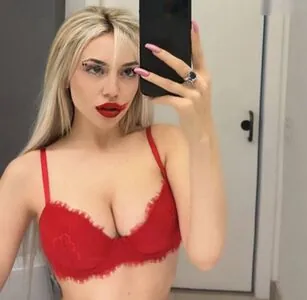 Ava Max