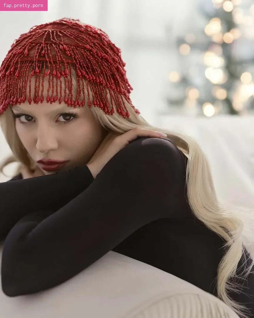 Ava Max - Photo #05