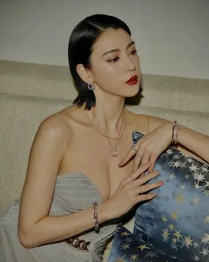 Ayaka Miyoshi