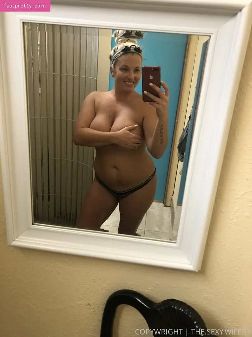 Amber Nicole - Photo #12