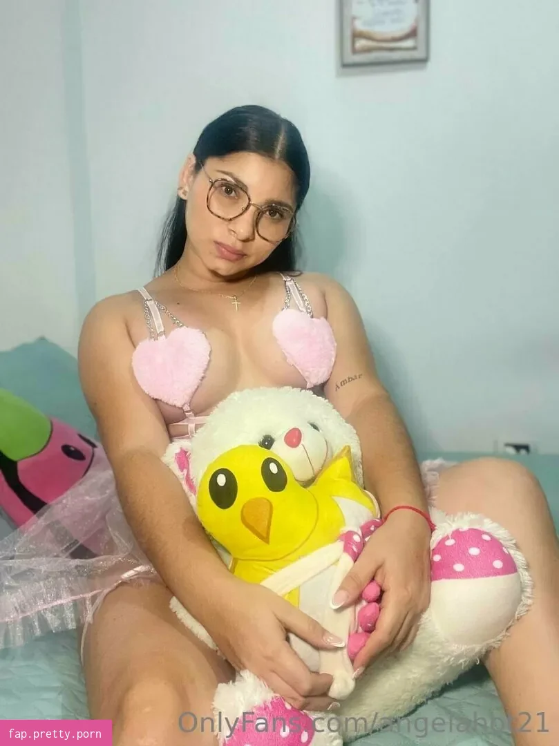 angelahot21 - Photo #52
