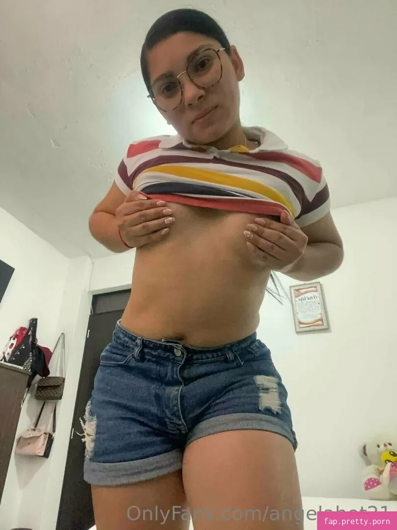 angelahot21 - Photo #32