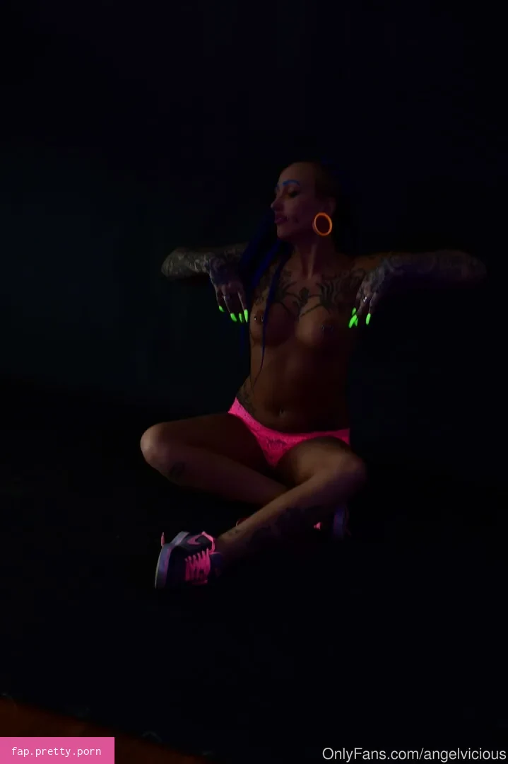 angelvicious - Photo #83