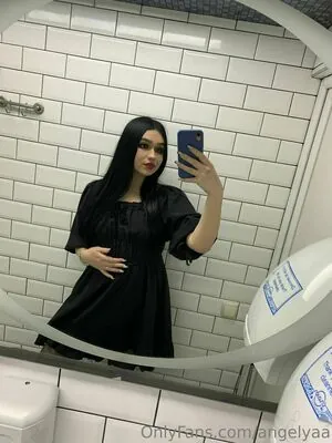 angelyaa