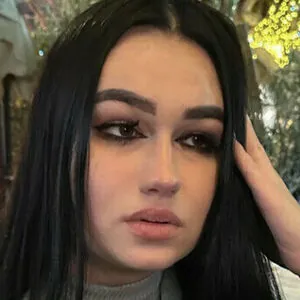 angelyaa