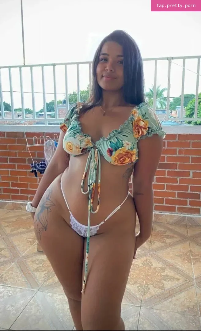 angieacoss - Photo #01