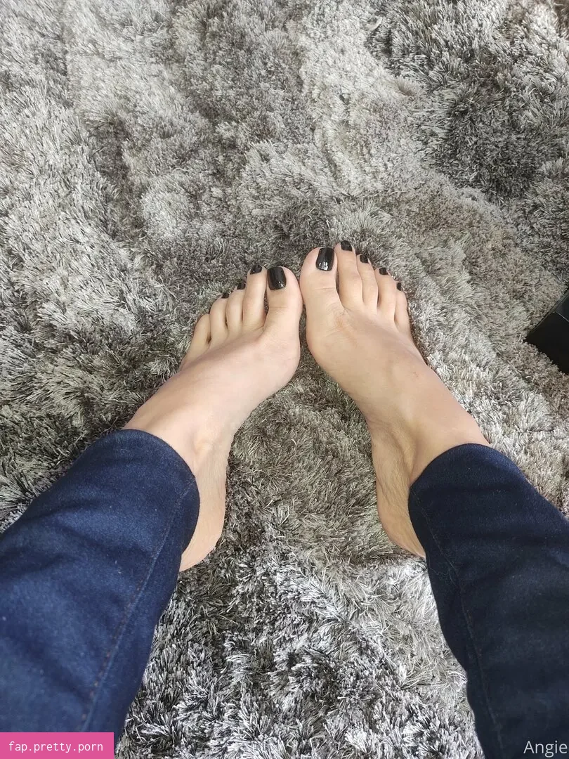 angieefeet - Photo #11