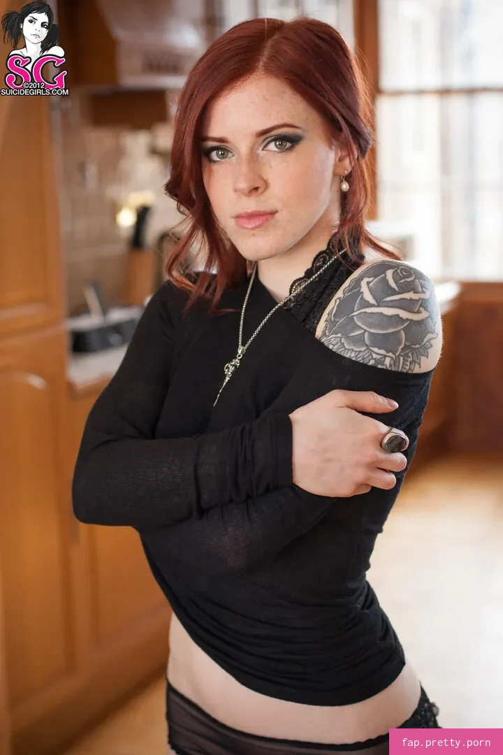 Annalee - Photo #78