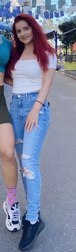 AnnieFuchsia
