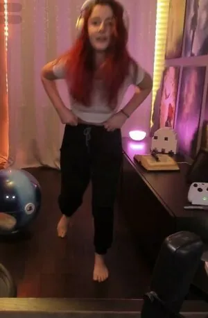 AnnieFuchsia