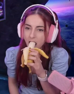 AnnieFuchsia