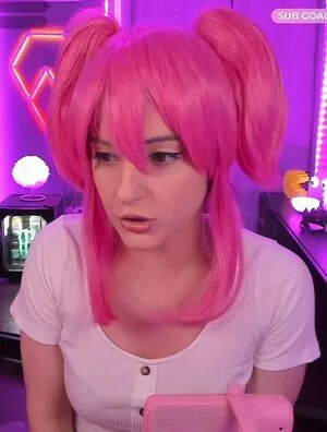 AnnieFuchsia
