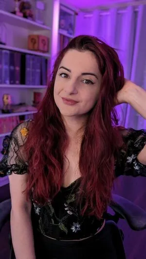 AnnieFuchsia