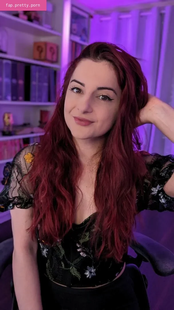 AnnieFuchsia - Photo #66