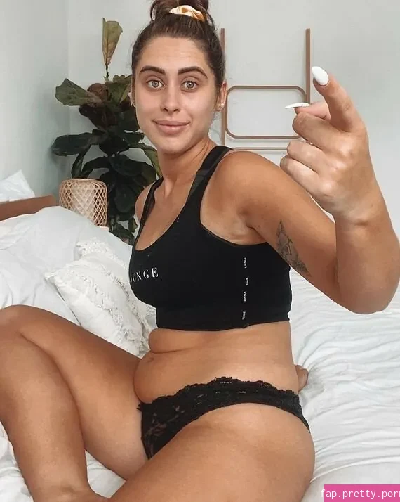 Ariella Nyssa - Photo #09