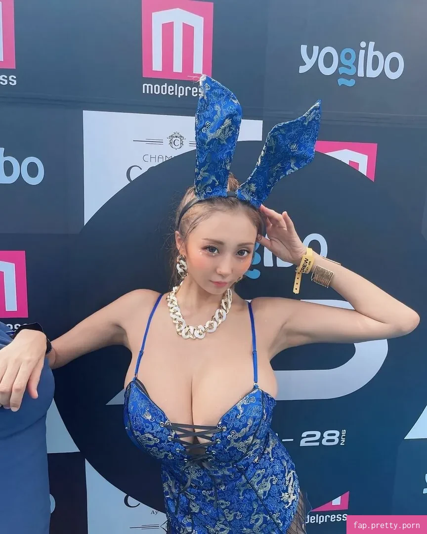 Asami Natsuki - Photo #15
