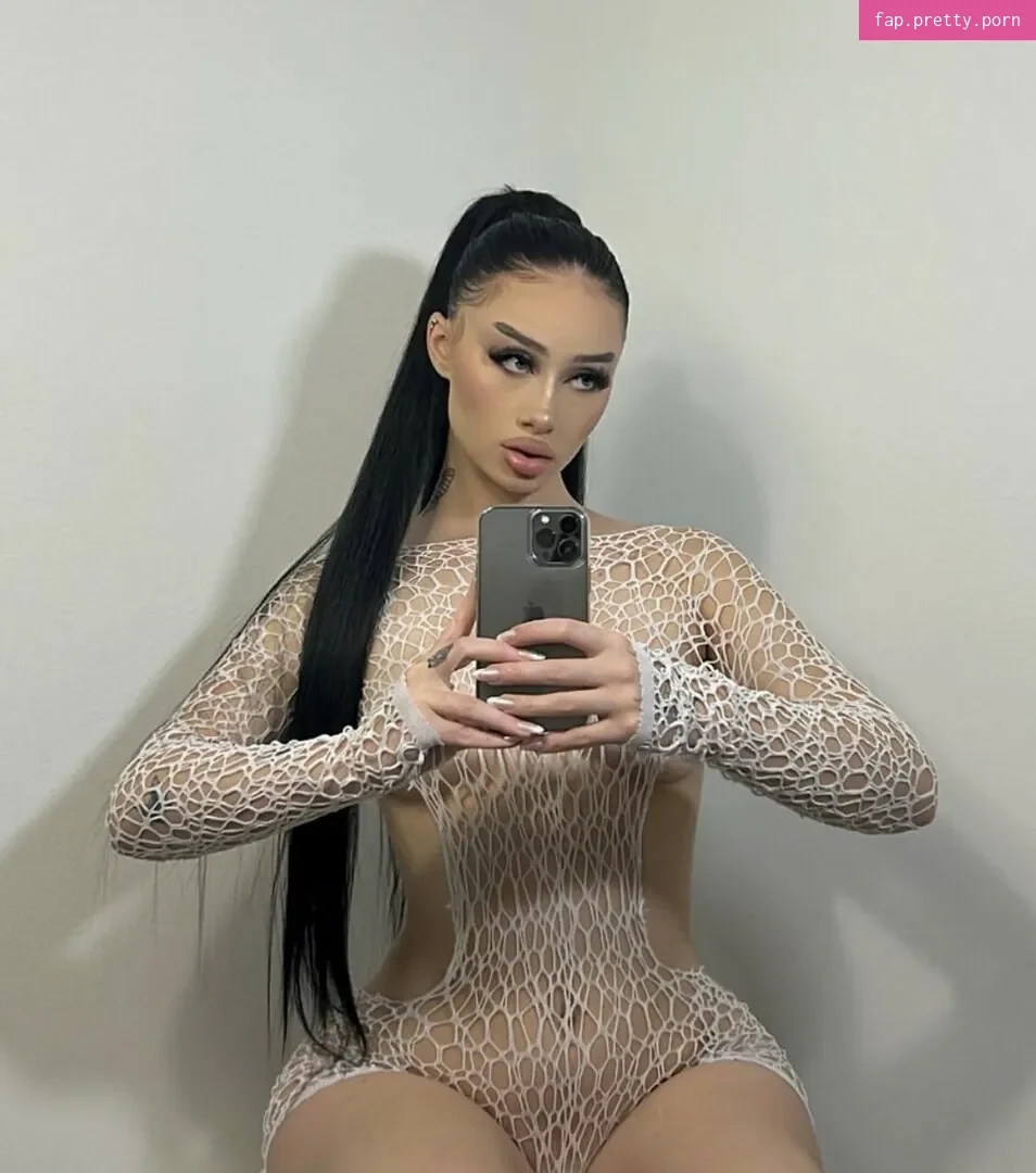 Auhneesh Nicole - Photo #10