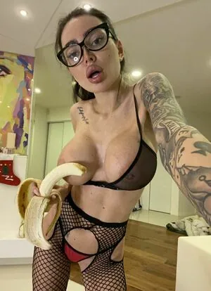 Alena Omovych