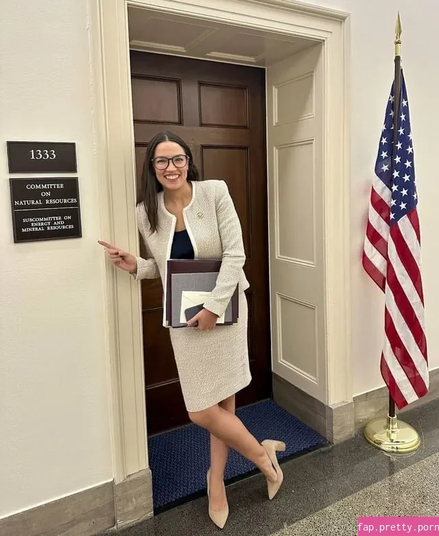 Alexandria Ocasio-Cortez - Photo #39