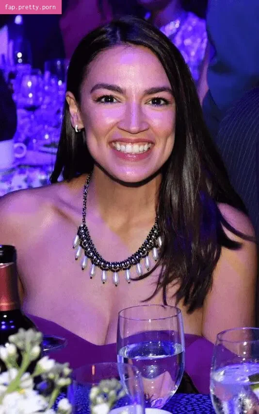 Alexandria Ocasio-Cortez - Photo #51