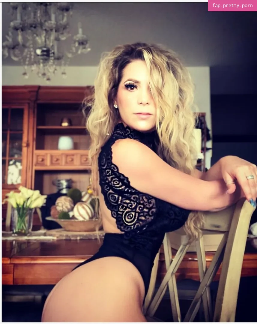 Allee Powell - Photo #02