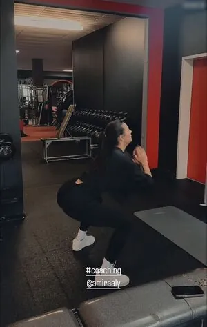 Amira Pocher