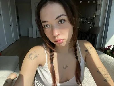 aphextwinsgirlfriend