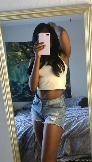 aprilraeee