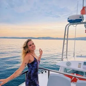 Ava Phillippe