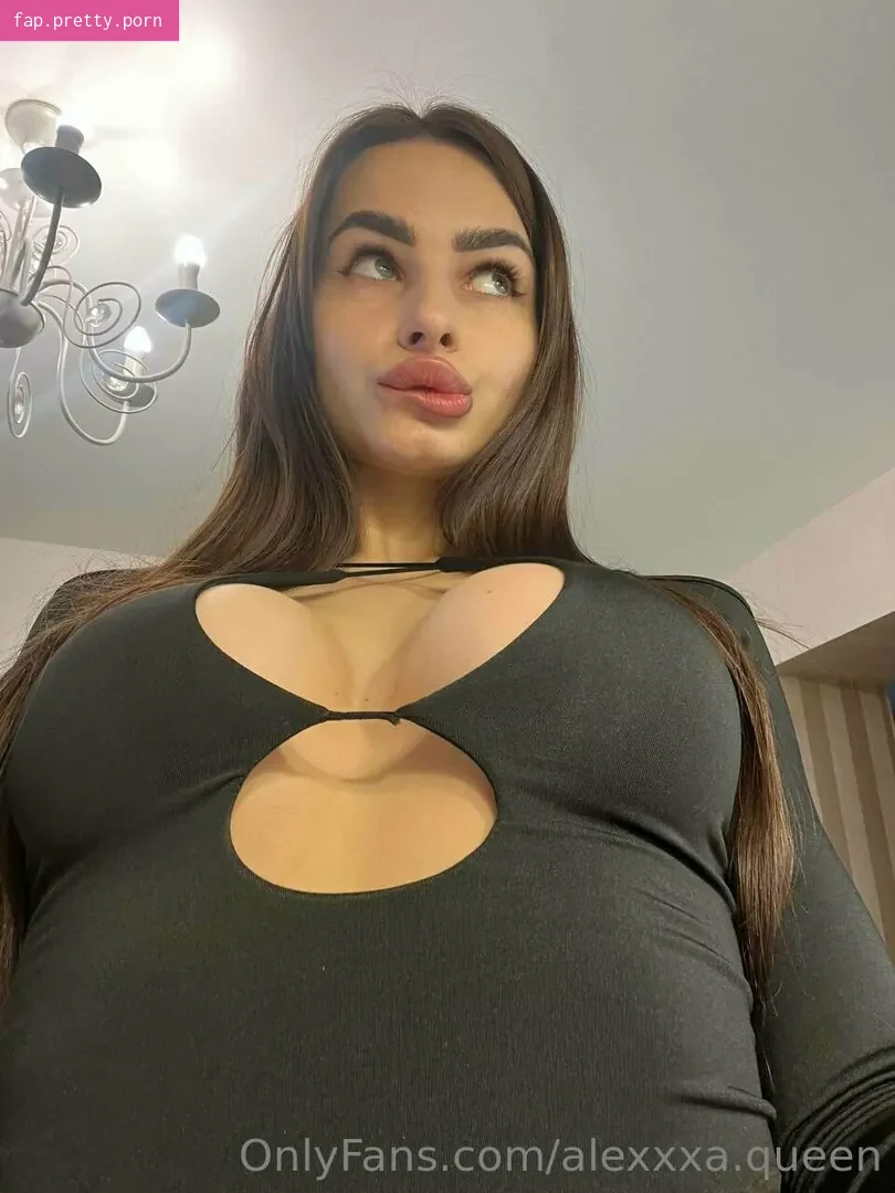 alexxxa.queen - Photo #36