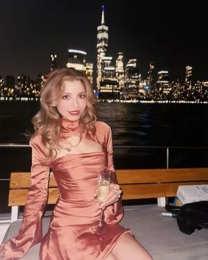 Alicia Quinn - aliciavquinn