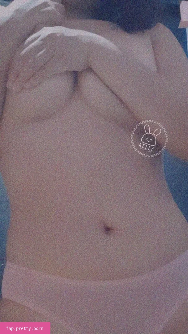 Aella R. - Photo #19