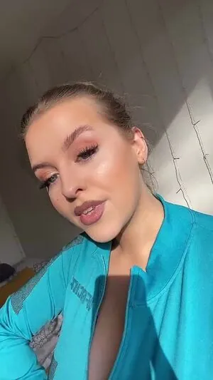 Amber Rose Brightman