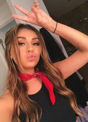 Andrea Russett