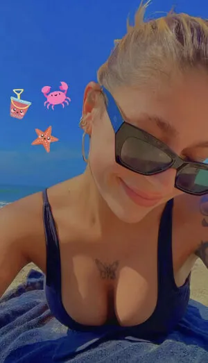 Andrea Russett