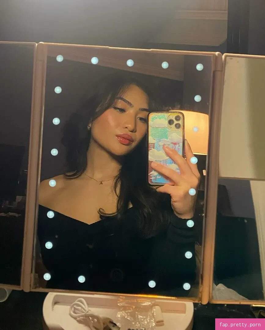 Angela Reyes - Photo #04