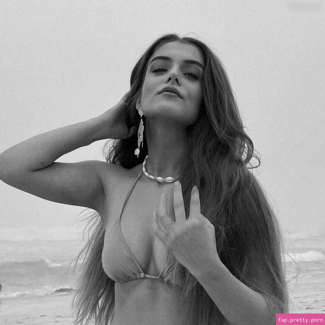 Anica Russo - Photo #12
