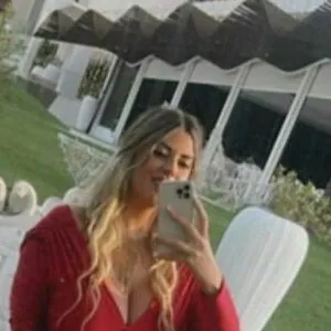 Anna Riano