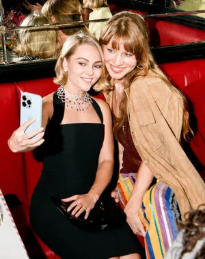 AnnaSophia Robb